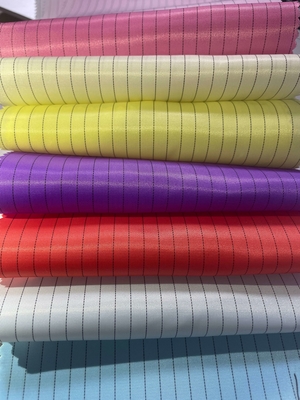 Lưới chống tĩnh điện 5 mm Vải chống tĩnh điện ESD 99% Polyester cho quần áo bảo hộ lao động công nghiệp