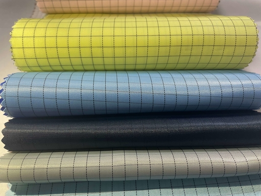 Vải ESD chống tĩnh điện 100D * 100D 98% Polyester 2% Dây tóc dẫn điện