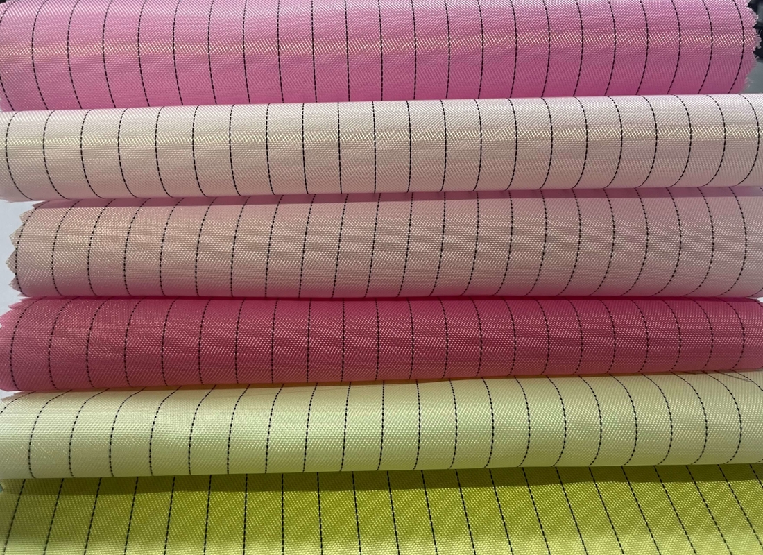 Lưới/Dải ESD Polyester/Cotton dẫn điện 5mm/4mm với độ phân rã tĩnh 0,1 giây